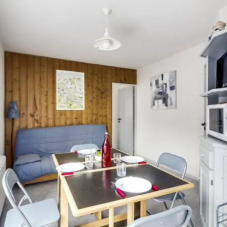 6 Pers Avec Balcon Et Parking à - Fr-1-403-20